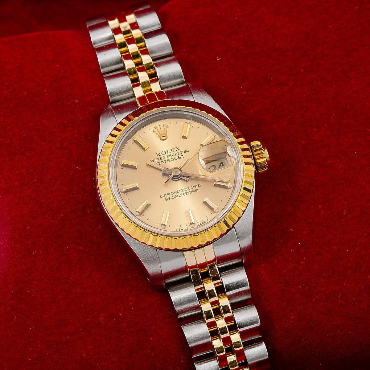 Pre-Owned Rolex Datejust 26MM 6917 Champagne Dial Fluted Bezel Two Tone Yellow Gold Jubilee Bracelet