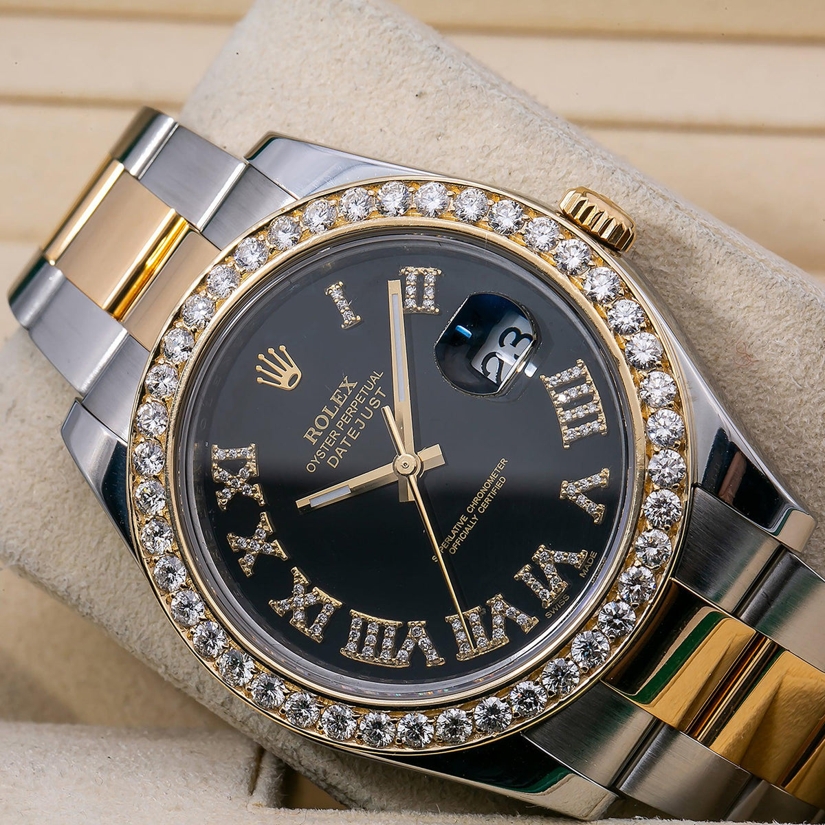 Pre-Owned Rolex Datejust II 41MM 116333 Black Roman Diamond Dial Diamond Bezel Two Tone Yellow Gold Oyster Bracelet 2.4ct