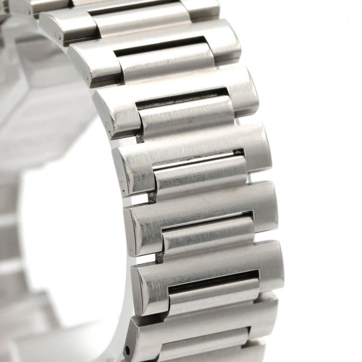 Pre-Owned Omega Seamaster Dynamic SSxYG Quartz Watch