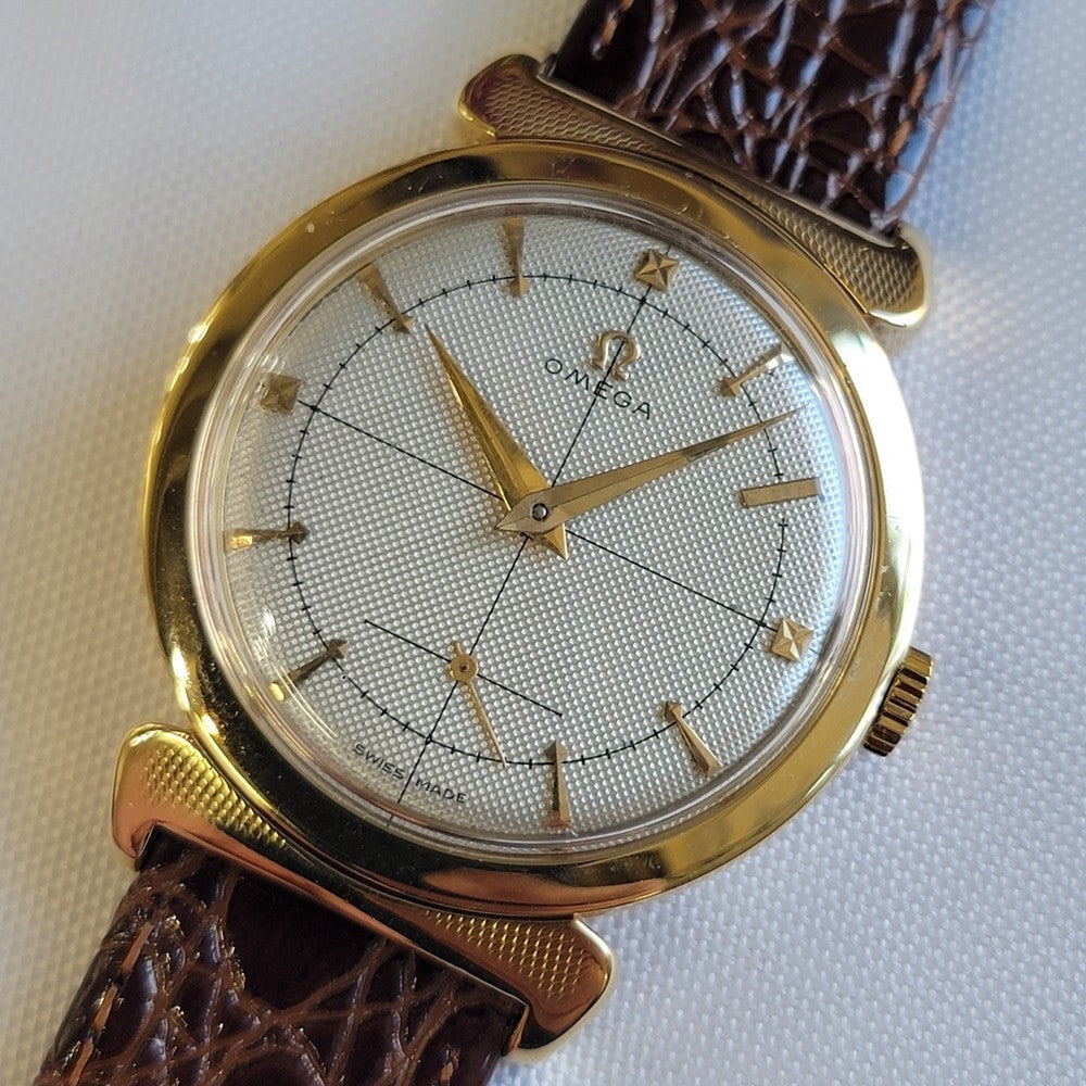 Pre-Owned Omega Ref 2505 Jumbo 35mm x 43mm 18k Solid Gold Mens 1950s Manual Wind RA694