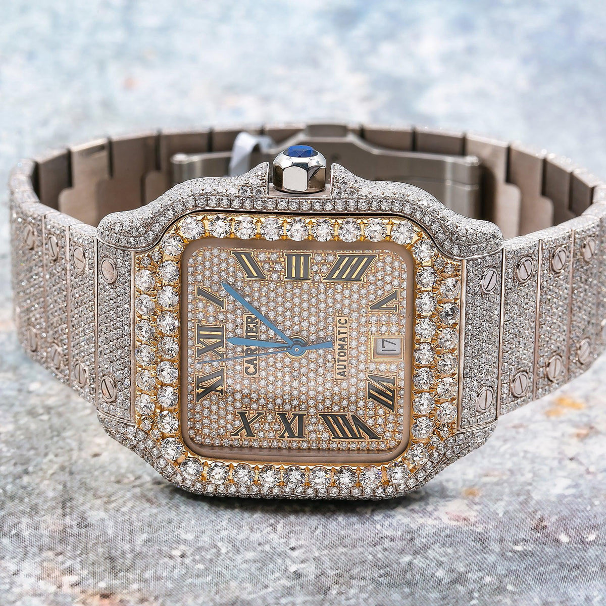 Pre-Owned Cartier Santos 39.8MM WSSA0018 Diamond Paved Champagne Roman Dial Yellow Gold Diamond Bezel Stainless Steel Full Diamond Bracelet 19.25ct