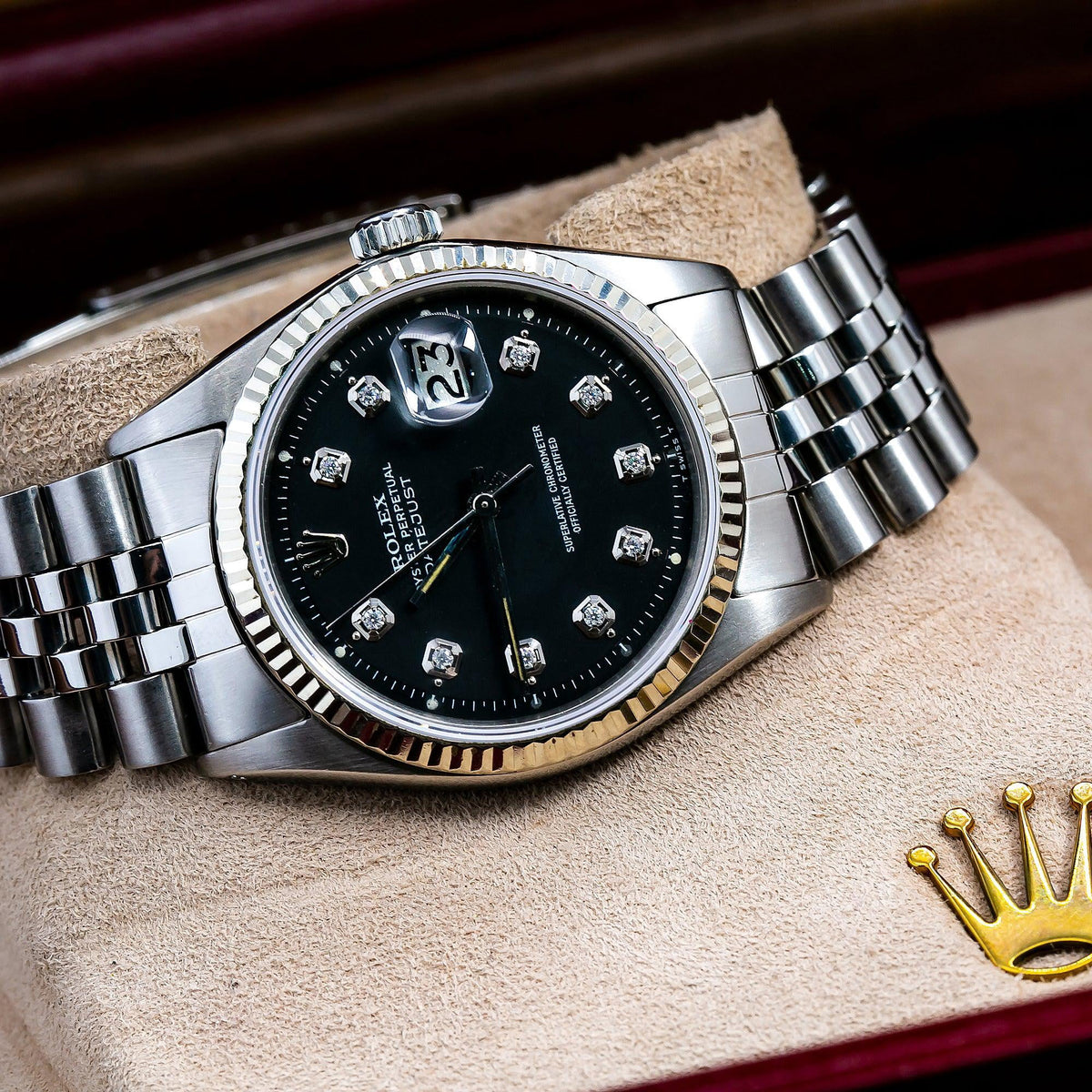 Pre-Owned Rolex Datejust 36MM 1601 Black Diamond Dial Fluted Bezel Stainless Steel Jubilee Bracelet