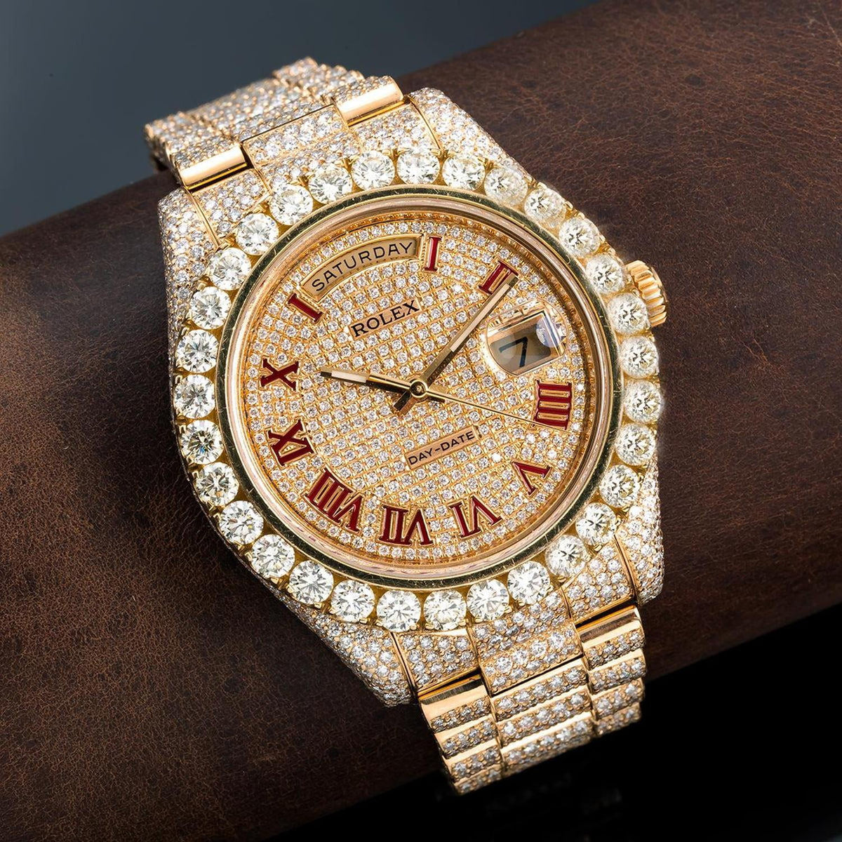 Pre-Owned Rolex Day-Date II 41MM 218238 Diamond Paved Red Roman Dial Diamond Bezel 18K Yellow Gold Full Diamond President Bracelet 21.75ct