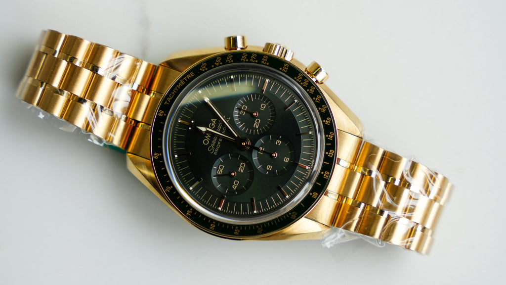 Pre-Owned Omega Speedmaster Moonwatch Professional - 42mm Green Dial in 18K Moonshineâ„¢ Gold