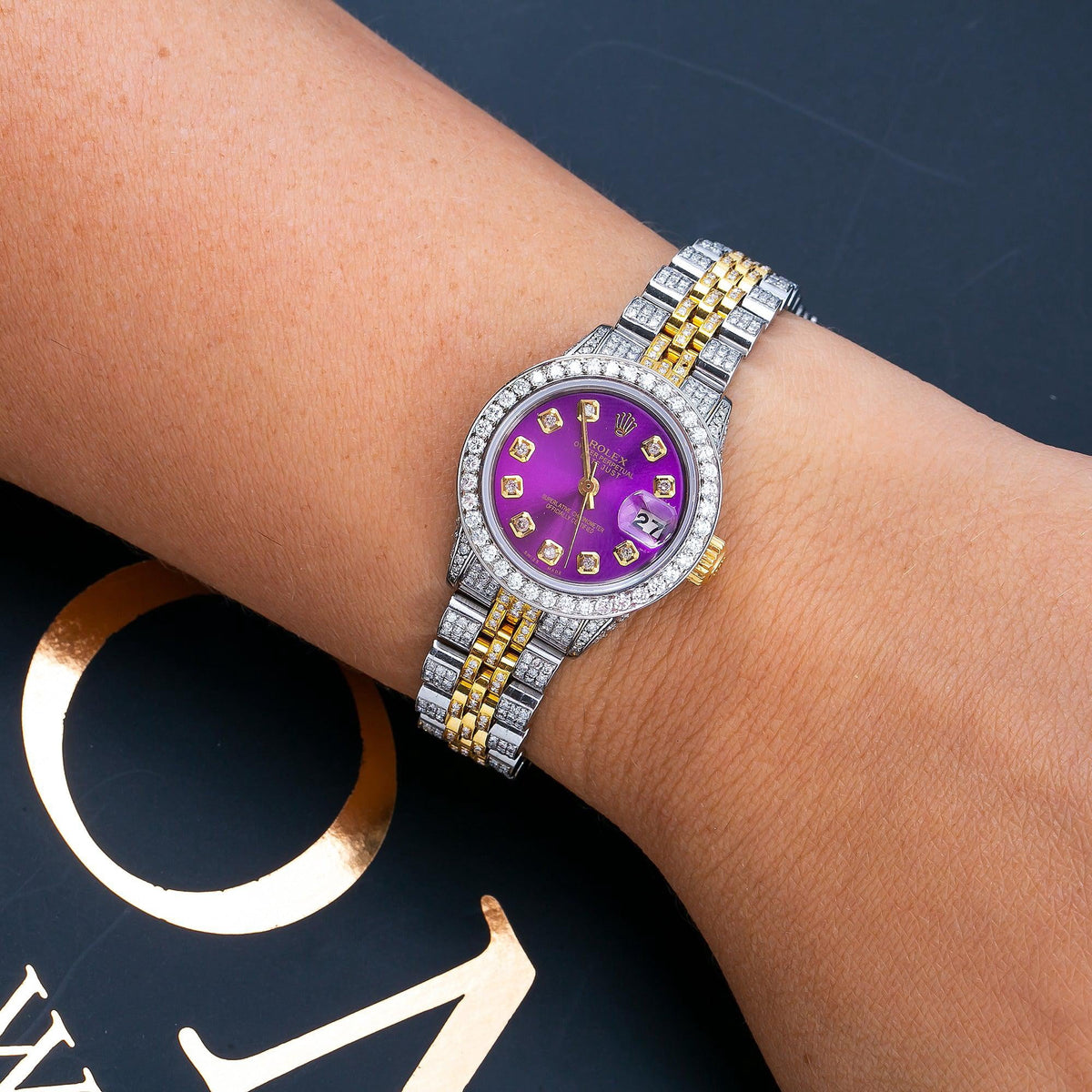 Pre-Owned Rolex Datejust 26MM 69173 Purple Diamond Dial Diamond Bezel Two Tone Yellow Gold Full Diamond Jubilee Bracelet
