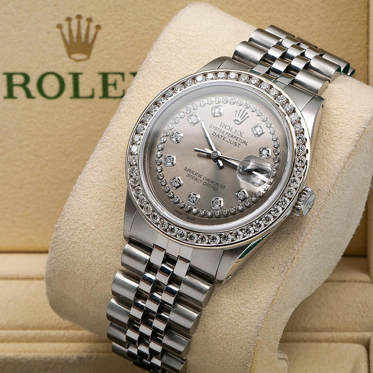 Pre-Owned Rolex Datejust 36MM 1601 Gray Diamond Dial Diamond Bezel Stainless Steel Jubilee Bracelet