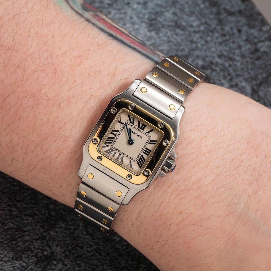 Pre-Owned Cartier Santos Galbée 24MM W20012C4 Ivory Roman Dial Yellow Gold Bezel Two Tone Yellow Gold Bracelet