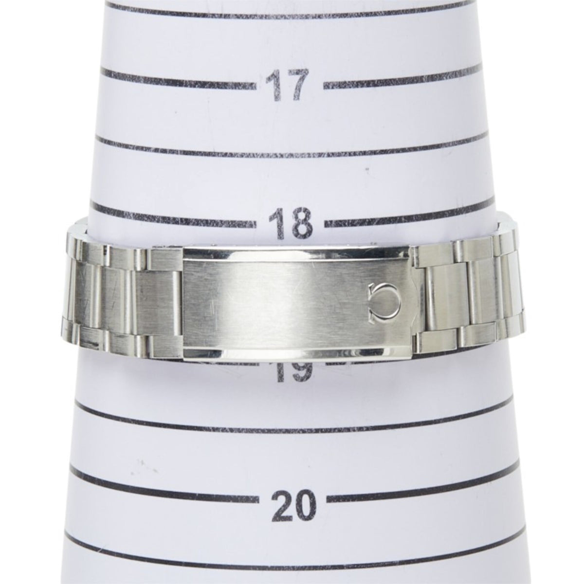 Pre-Owned Omega Geneve watch, Swiss-made quartz, silver dial, stainless steel, men's watch.