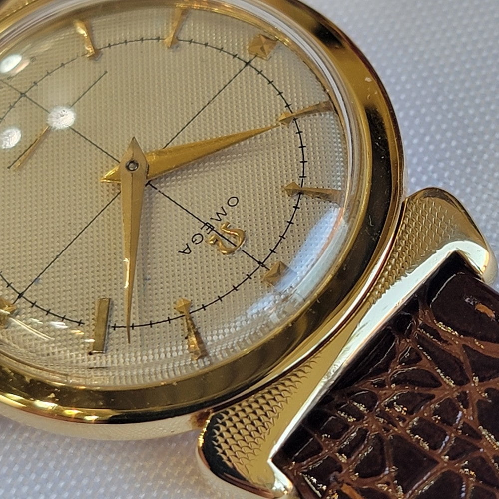 Pre-Owned Omega Ref 2505 Jumbo 35mm x 43mm 18k Solid Gold Mens 1950s Manual Wind RA694