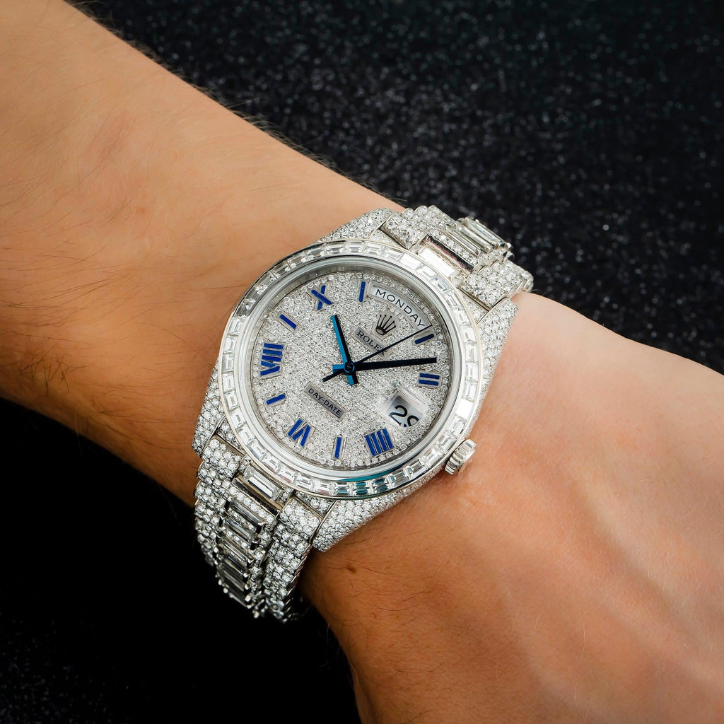 Pre-Owned Rolex Day-Date 40MM 228206 Diamond Paved Blue Roman Dial Diamond Bezel 18K White Gold Full Diamond President Bracelet