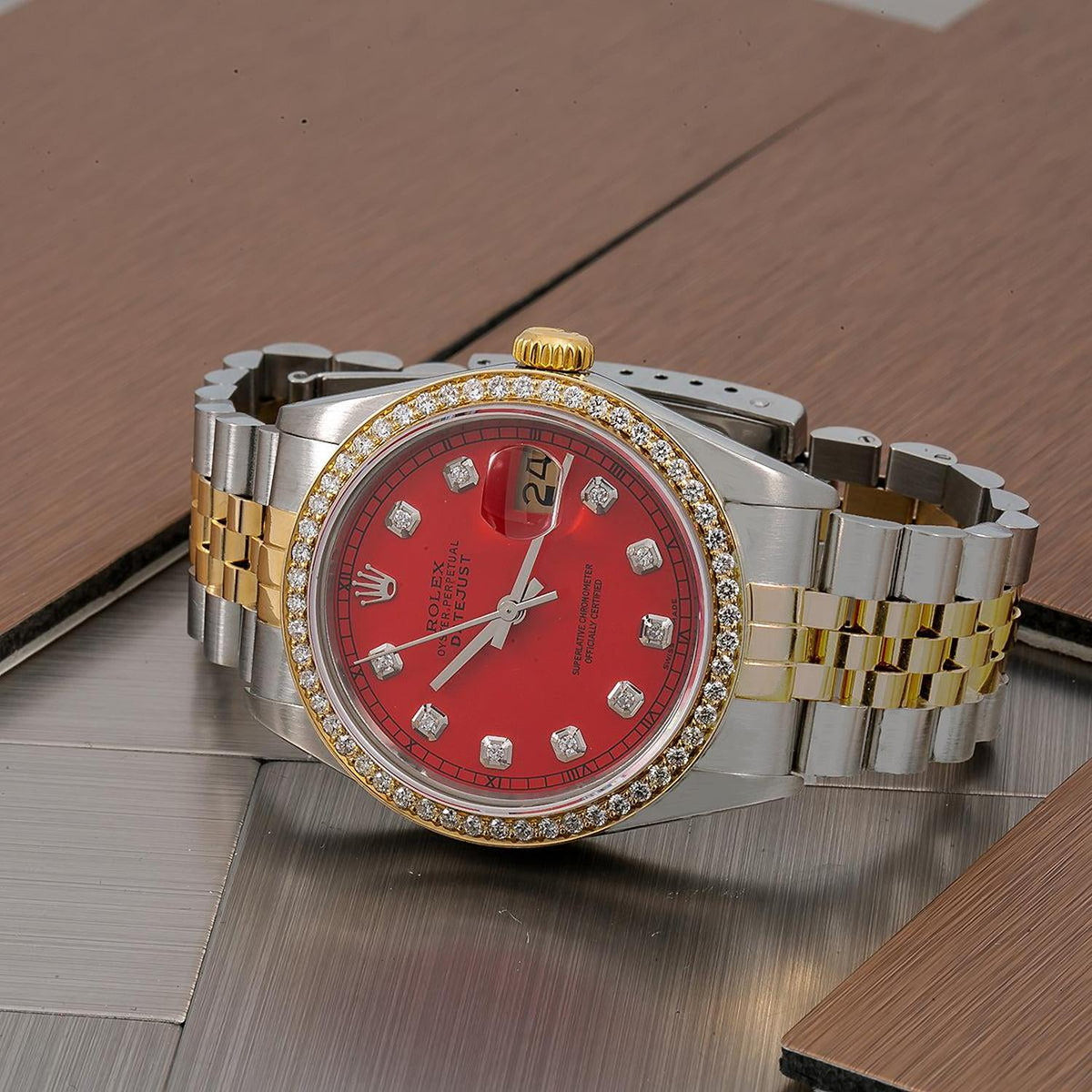 Pre-Owned Rolex Datejust 36MM 16013 Red Diamond Dial Diamond Bezel Two Tone Yellow Gold Jubilee Bracelet 1.2ct