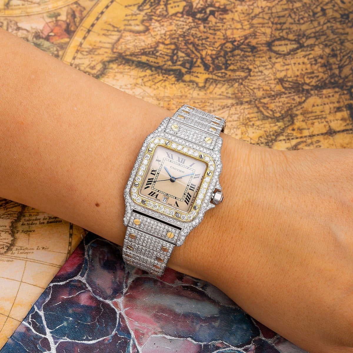 Pre-Owned Cartier Santos Galbée 29MM 1566 Champagne Roman Dial Yellow Gold Diamond Bezel Two Tone Yellow Gold Full Diamond Bracelet