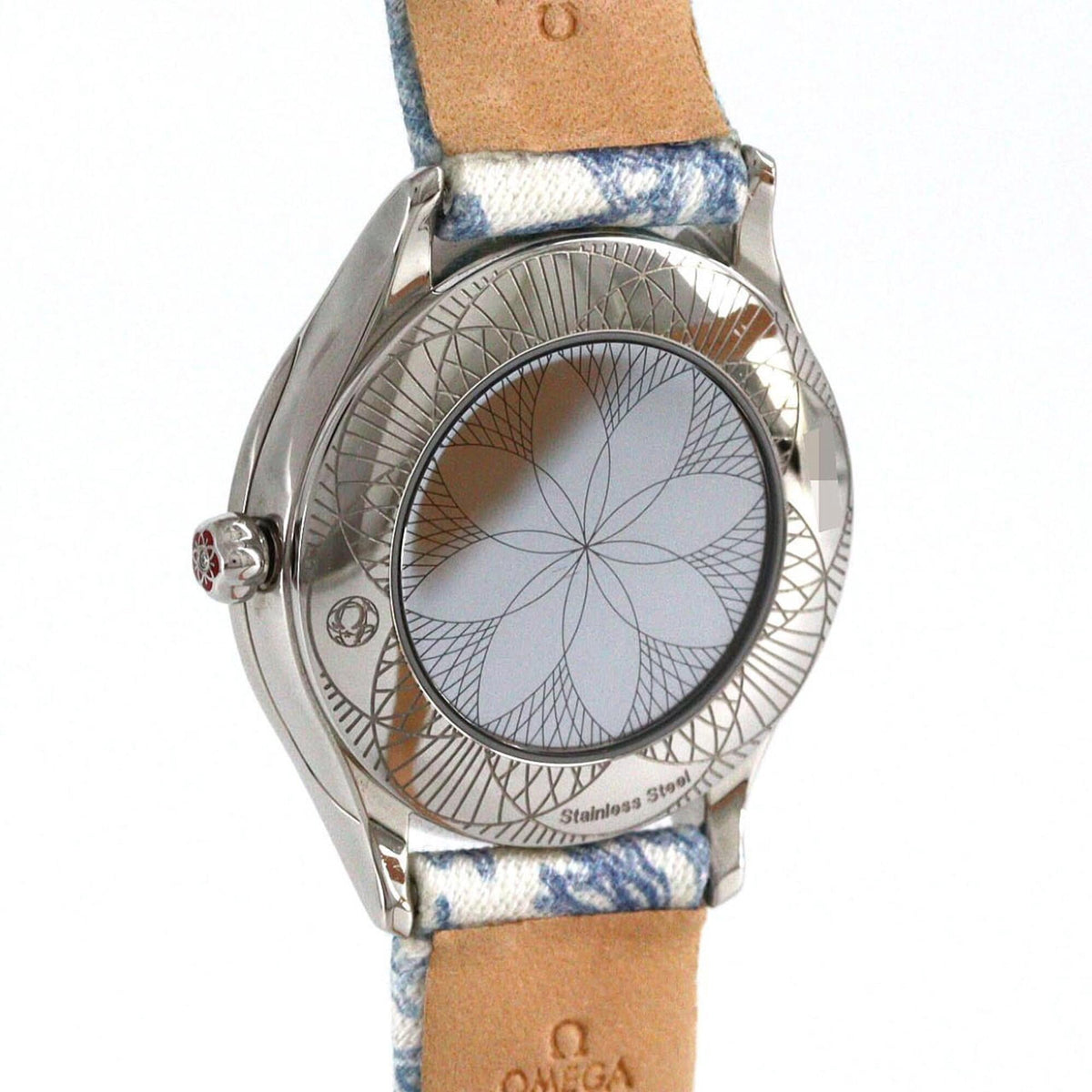Pre-Owned Omega De Ville Mini Tresor D 428.17.26.60.04.001 Stainless Steel Quartz Watch