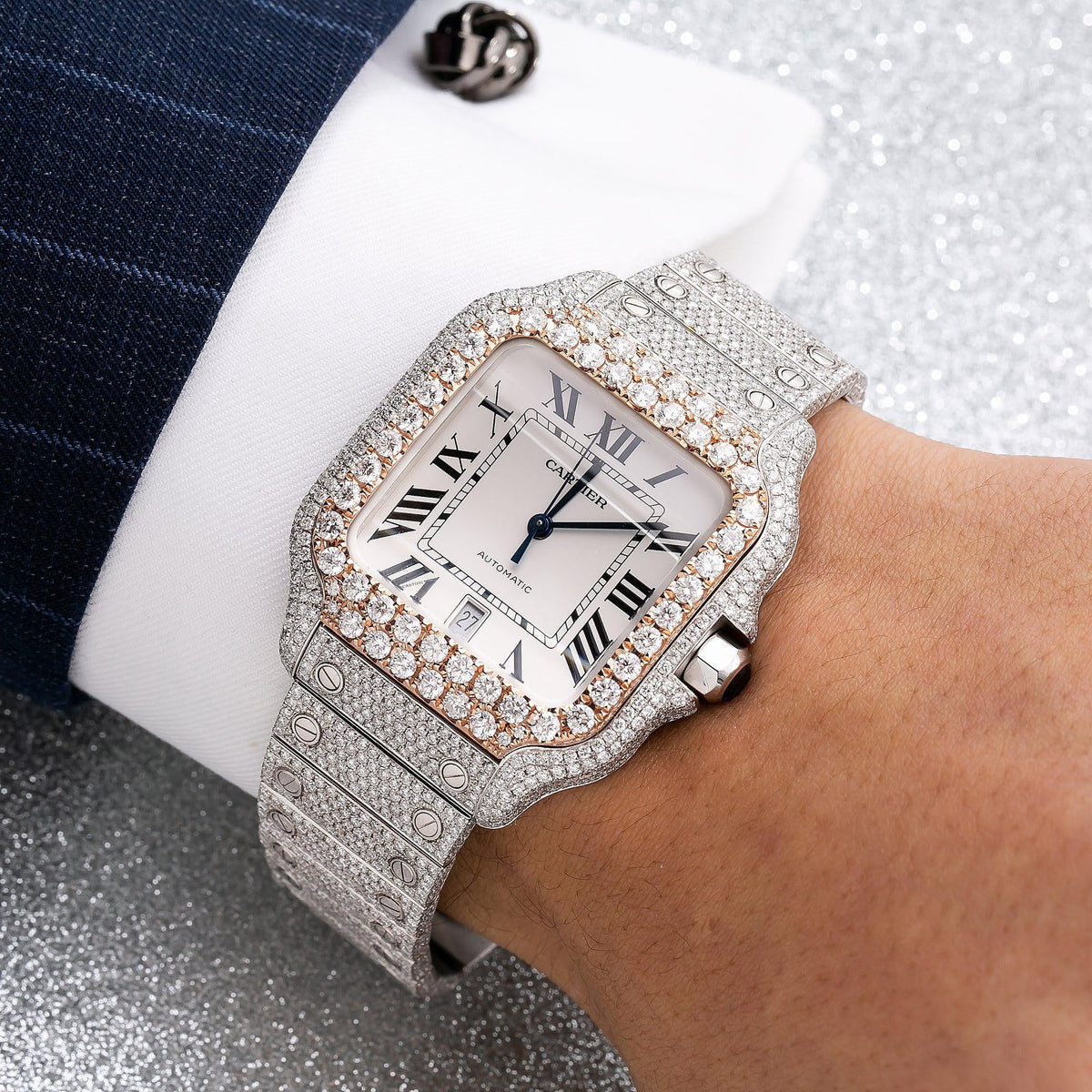 Pre-Owned Cartier Santos 39.8MM WSSA0009 Silver Roman Dial Rose Gold Diamond Bezel Stainless Steel Full Diamond Bracelet 17.96ct