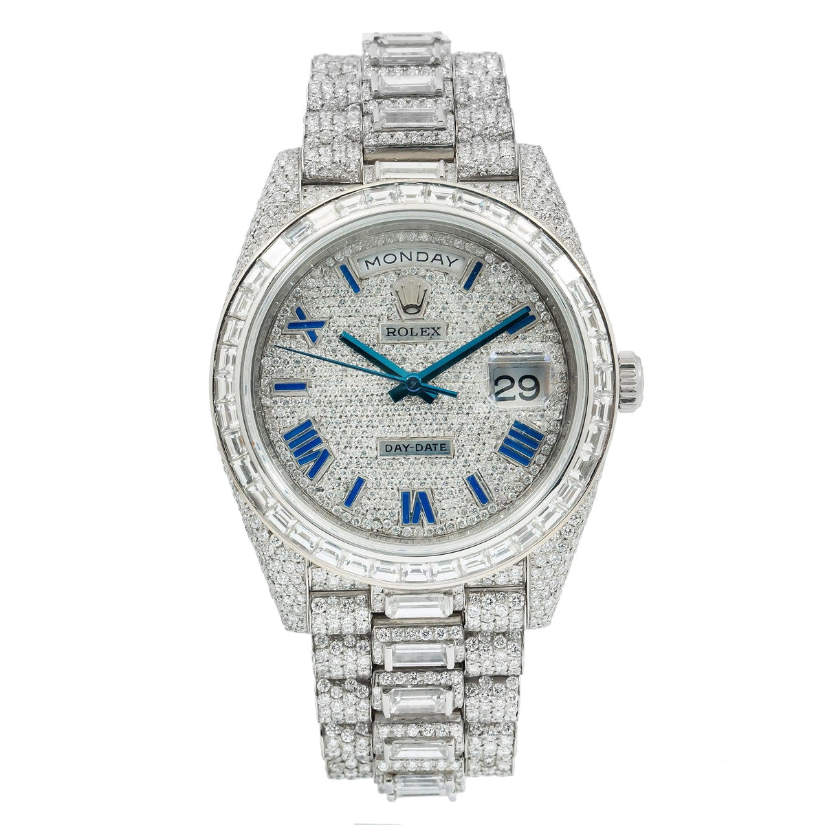 Pre-Owned Rolex Day-Date 40MM 228206 Diamond Paved Blue Roman Dial Diamond Bezel 18K White Gold Full Diamond President Bracelet