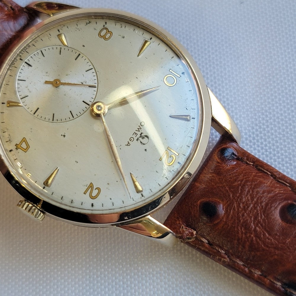 Pre-Owned Omega Ref 2497-2 80 Micron Gold Capped Mens 1940s 35mm Vintage Manual Wind RA702